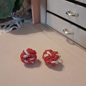 Vtg Red And White Knotted Screwback Earrings 1950s